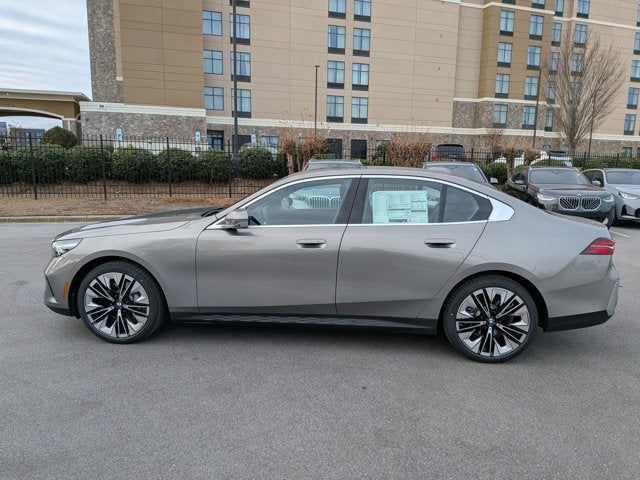 2026 BMW 5 Series 530i