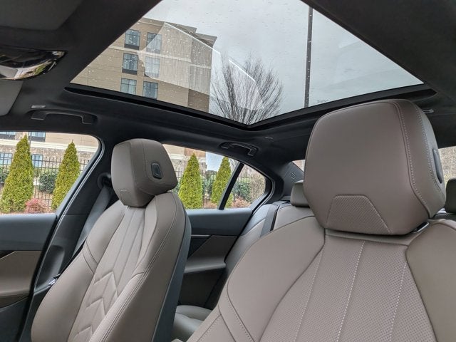 2026 BMW 5 Series 530i