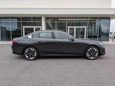 2026 BMW 5 Series 530i