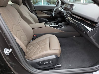 2026 BMW 5 Series 530i