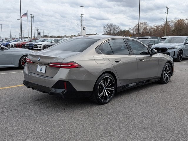2024 BMW 5 Series 530i