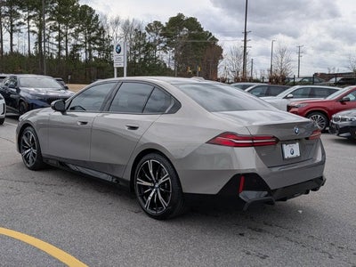 2024 BMW 5 Series 530i