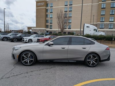 2024 BMW 5 Series 530i