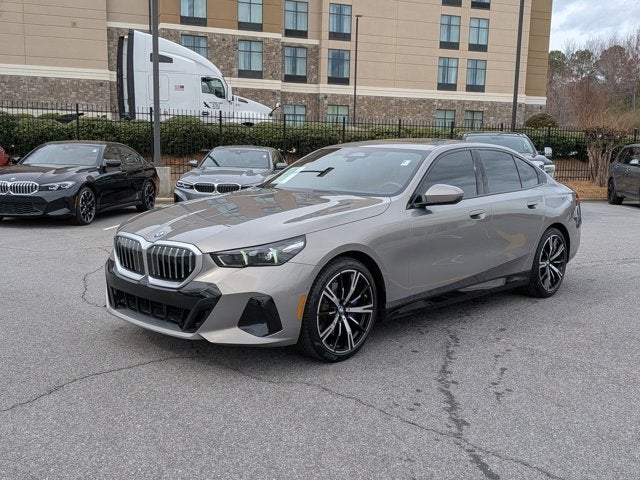 2024 BMW 5 Series 530i