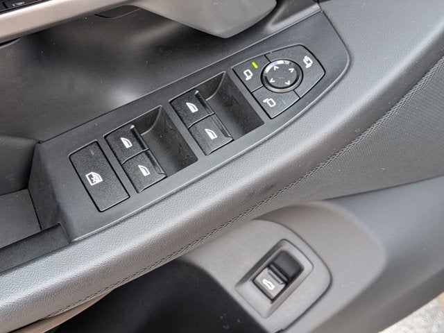 2025 BMW 5 Series 530i