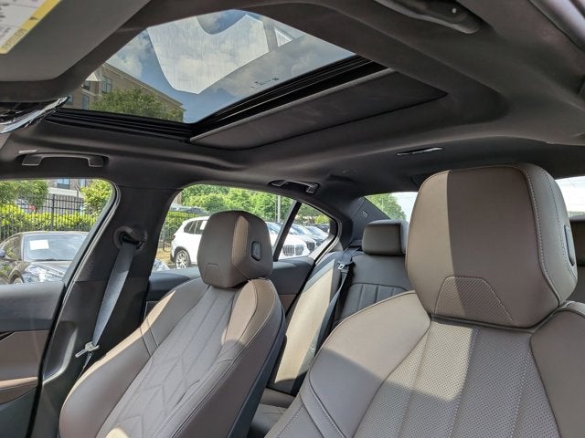 2025 BMW 5 Series 530i