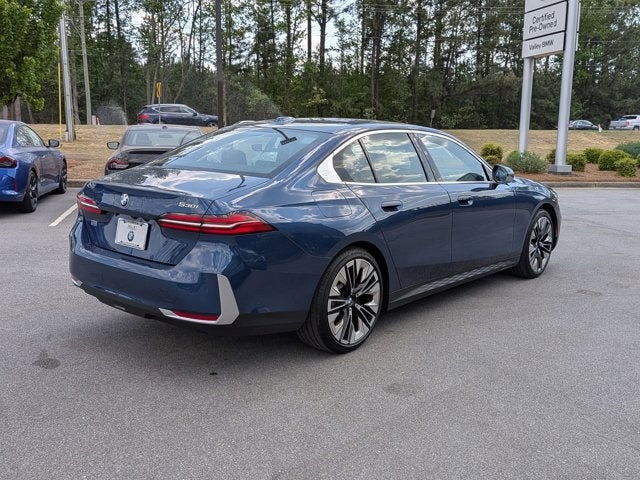2025 BMW 5 Series 530i