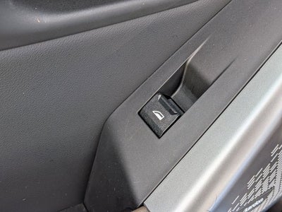 2025 BMW 5 Series 530i