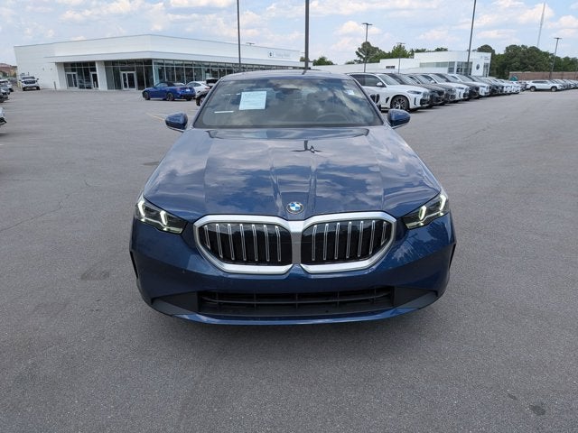 2025 BMW 5 Series 530i