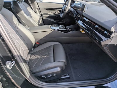 2026 BMW 5 Series 530i