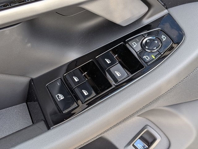 2026 BMW 5 Series 530i