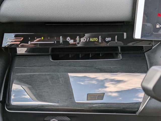 2026 BMW 5 Series 530i