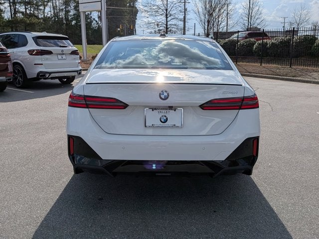 2026 BMW 5 Series 530i