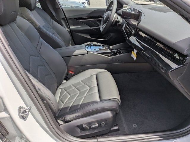 2026 BMW 5 Series 530i