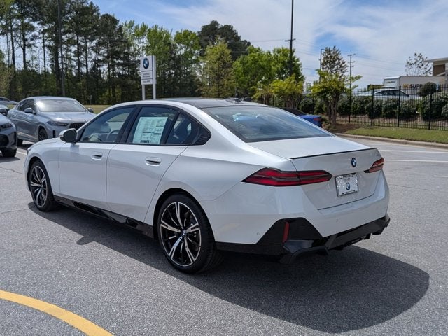 2026 BMW 5 Series 530i