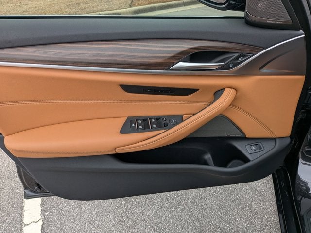 2023 BMW 5 Series 530i