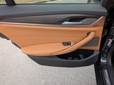 2023 BMW 5 Series 530i