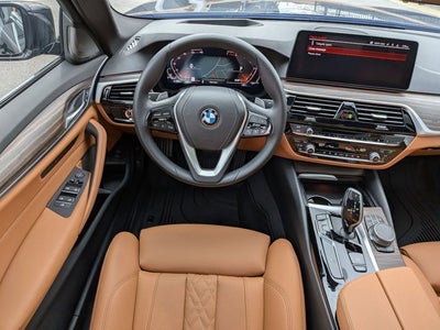 2023 BMW 5 Series 530i
