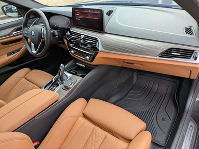 2023 BMW 5 Series 530i