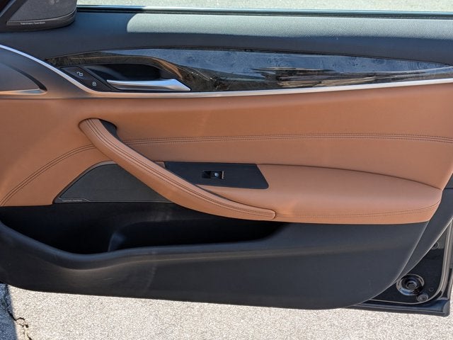 2022 BMW 5 Series 530i