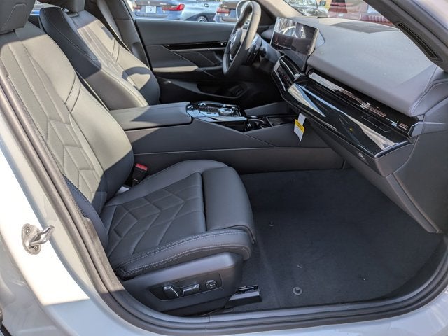 2026 BMW 5 Series 530i xDrive