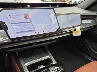 2027 BMW 7 Series 740i