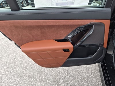 2027 BMW 7 Series 740i