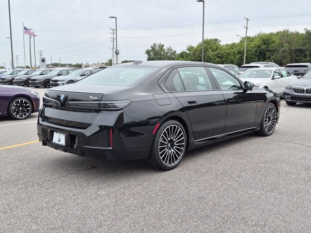 2027 BMW 7 Series 740i