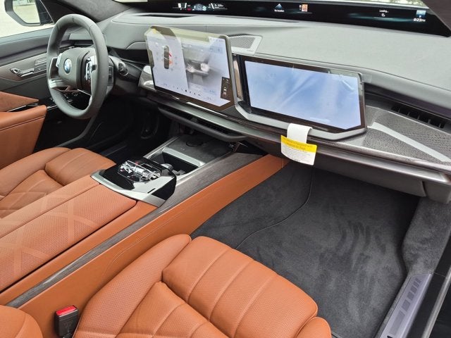 2027 BMW 7 Series 740i