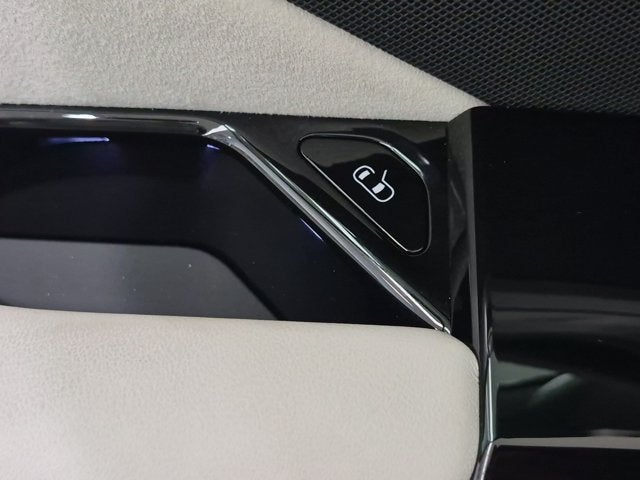 2027 BMW 7 Series 740i