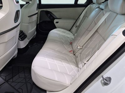 2027 BMW 7 Series 740i
