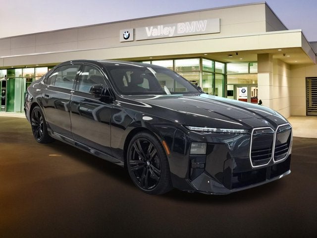 2027 BMW 7 Series 740i xDrive