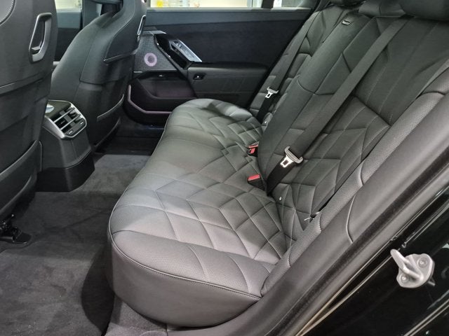 2027 BMW 7 Series 740i xDrive