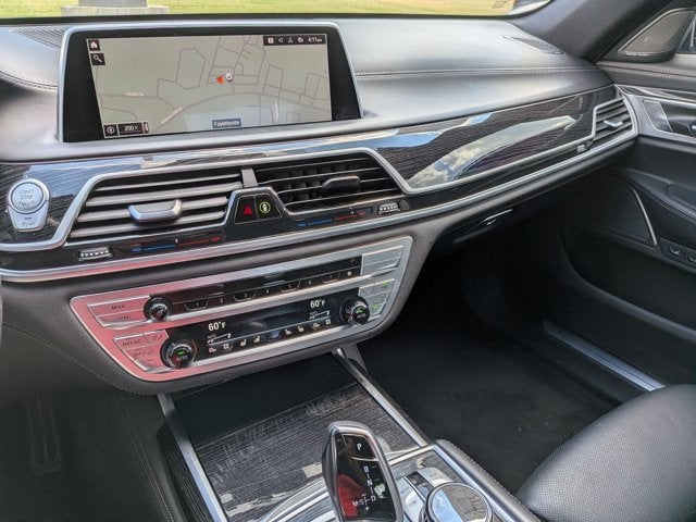 2022 BMW 7 Series 750i xDrive