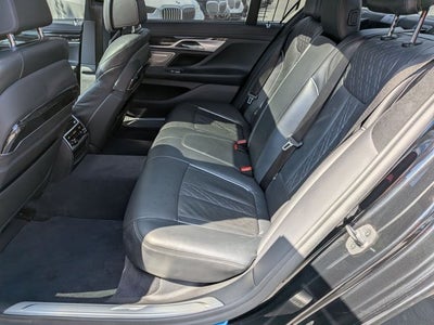 2022 BMW 7 Series 750i xDrive
