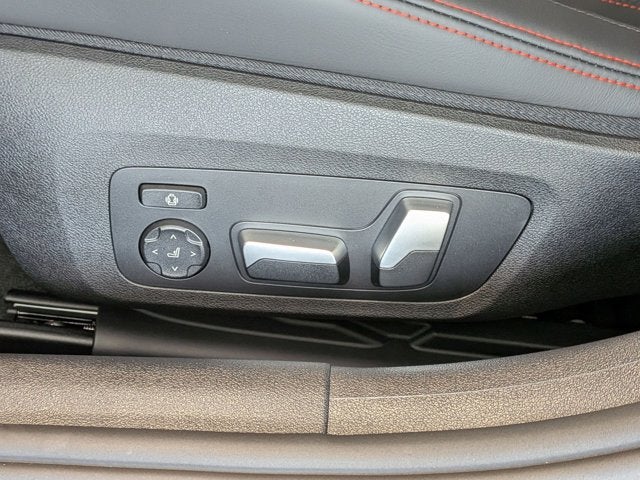 2026 BMW 8 Series M850i