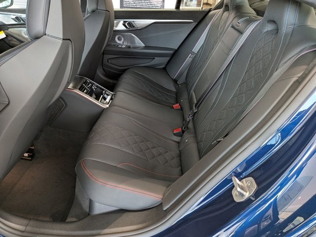 2026 BMW 8 Series M850i