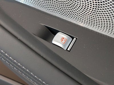 2026 BMW 8 Series M850i