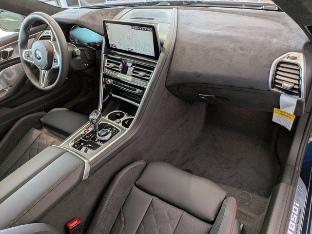2026 BMW 8 Series M850i