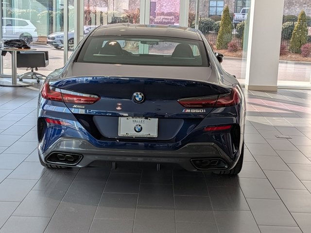 2026 BMW 8 Series M850i