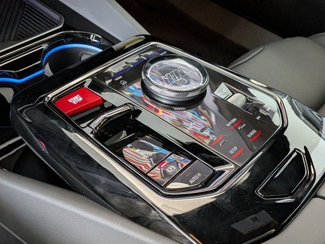 2027 BMW M5 Base