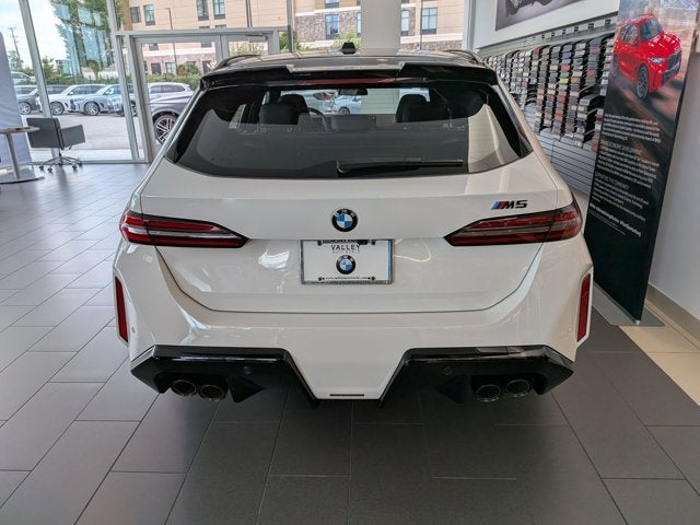 2027 BMW M5 Base