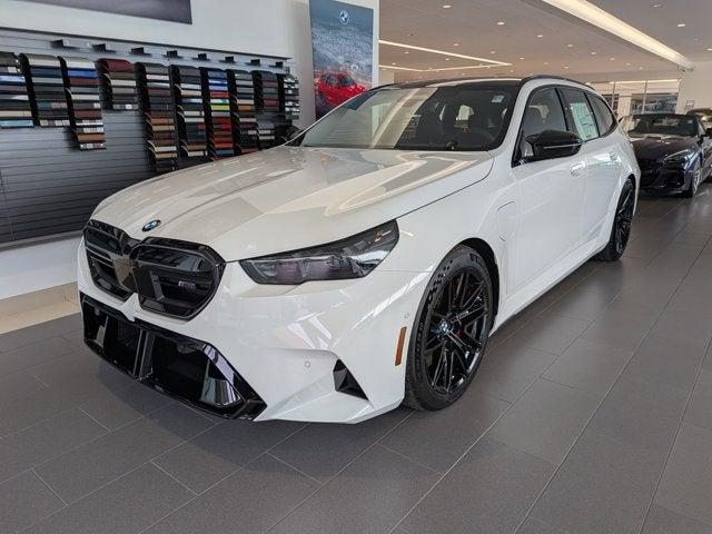2027 BMW M5 Base