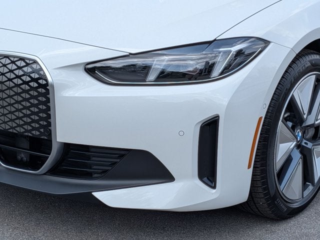 2025 BMW i4 eDrive40