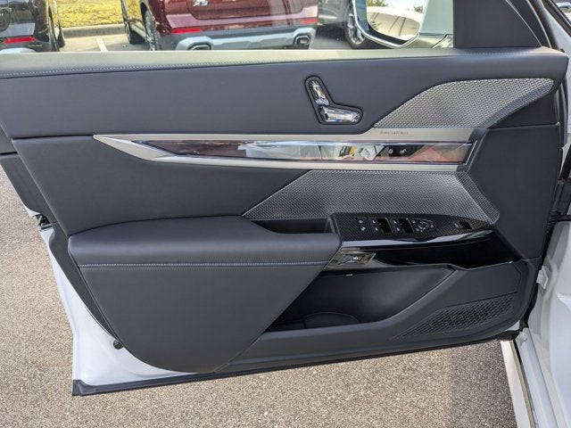 2025 BMW i7 eDrive50