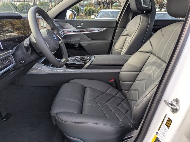 2025 BMW i7 eDrive50